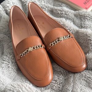 Kate Spade Tan Loafers with Chain 9 Soft